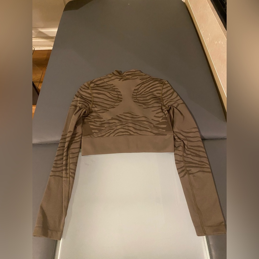 Adidas by Stella McCartney Leggings and Crop Top Set - Picture 7 of 7